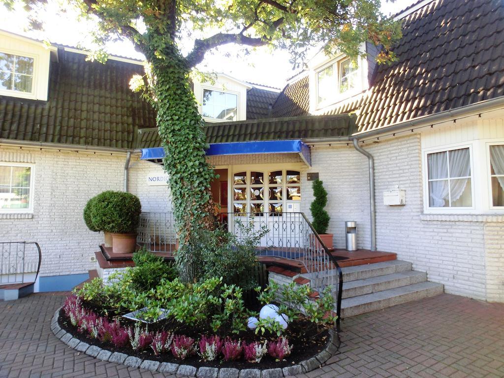 Hotel Nordic Norderstedt Exteriör bild